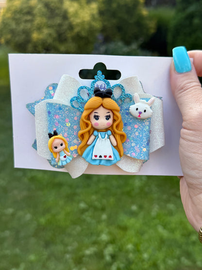 Wonderland Dreams Bow